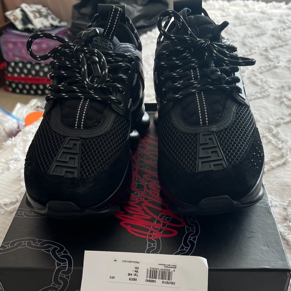 Versace Shoes Authentic Black And White Versace Chain Reactions